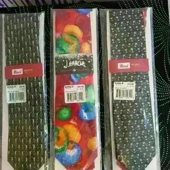 Men's Christmas neckties set of three purchase from Kohl's new with tags - Picture 2 of 6